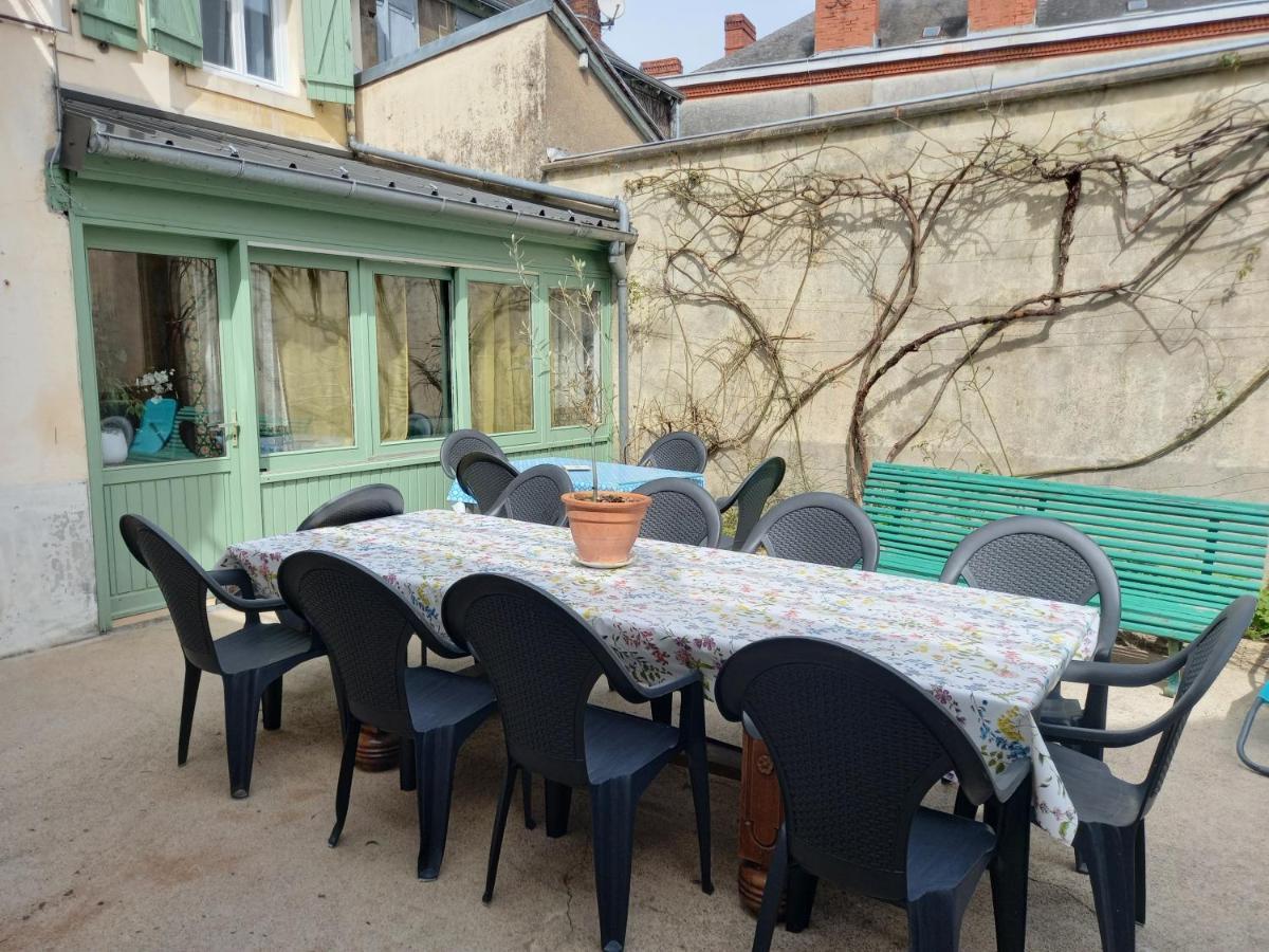 Aigurande Maison Violette En Berry מראה חיצוני תמונה