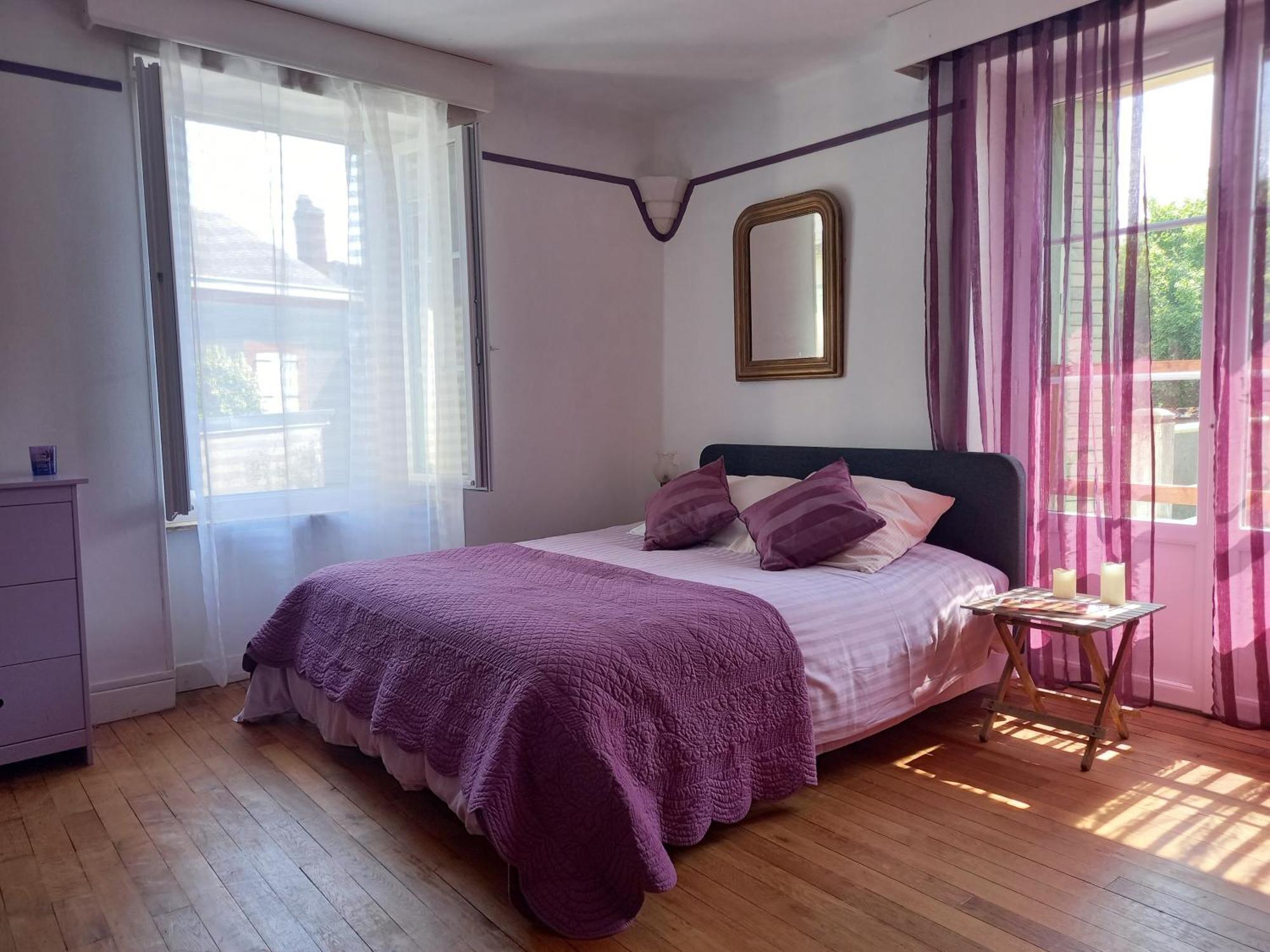 Aigurande Maison Violette En Berry מראה חיצוני תמונה